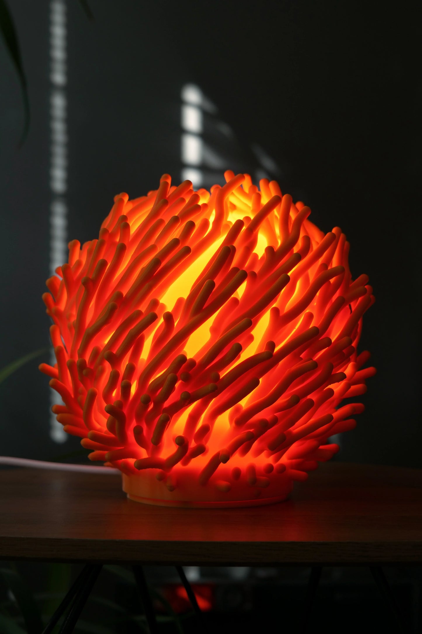 O7 Coral Sculpted Lamp