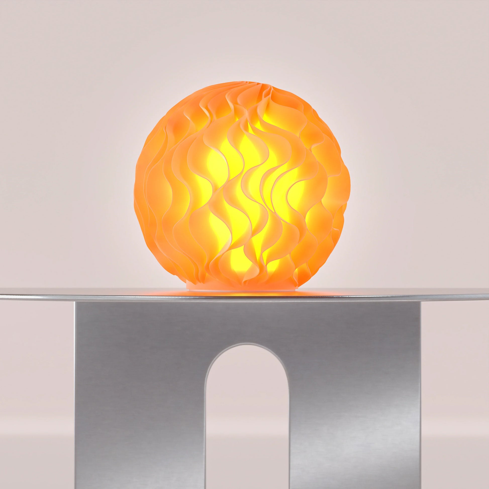 O10 Growth Sculpted Lamp
