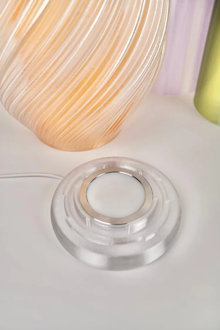 ILUTWIST Spiraalvormige tafellamp