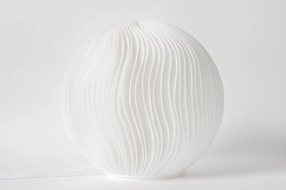 O5 Wind Sculpted Lamp