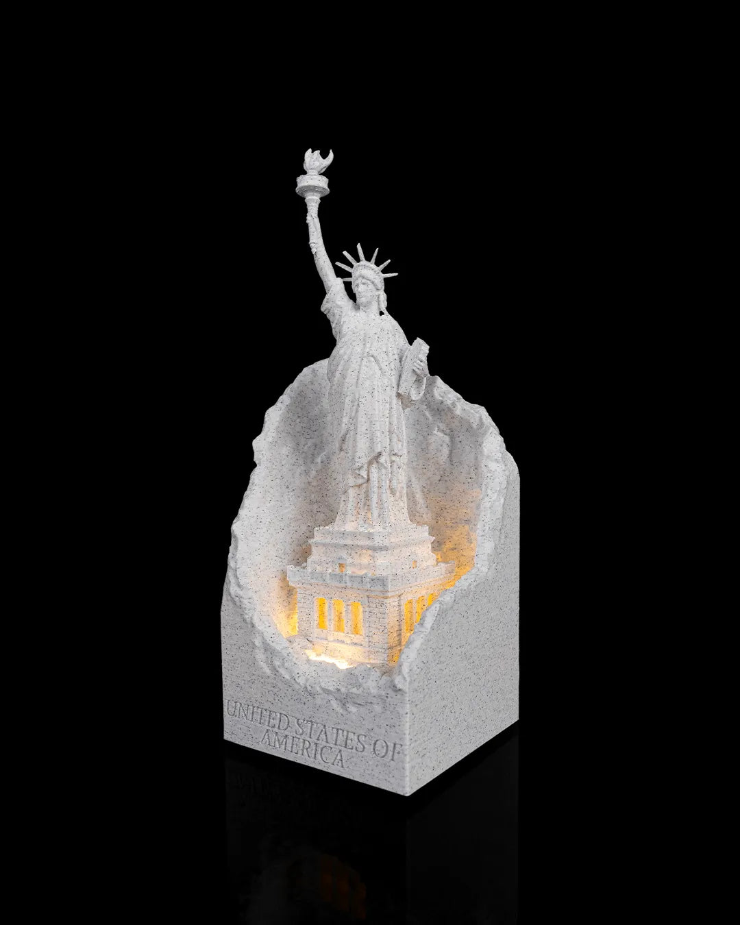 Wereldmonument met verlichting