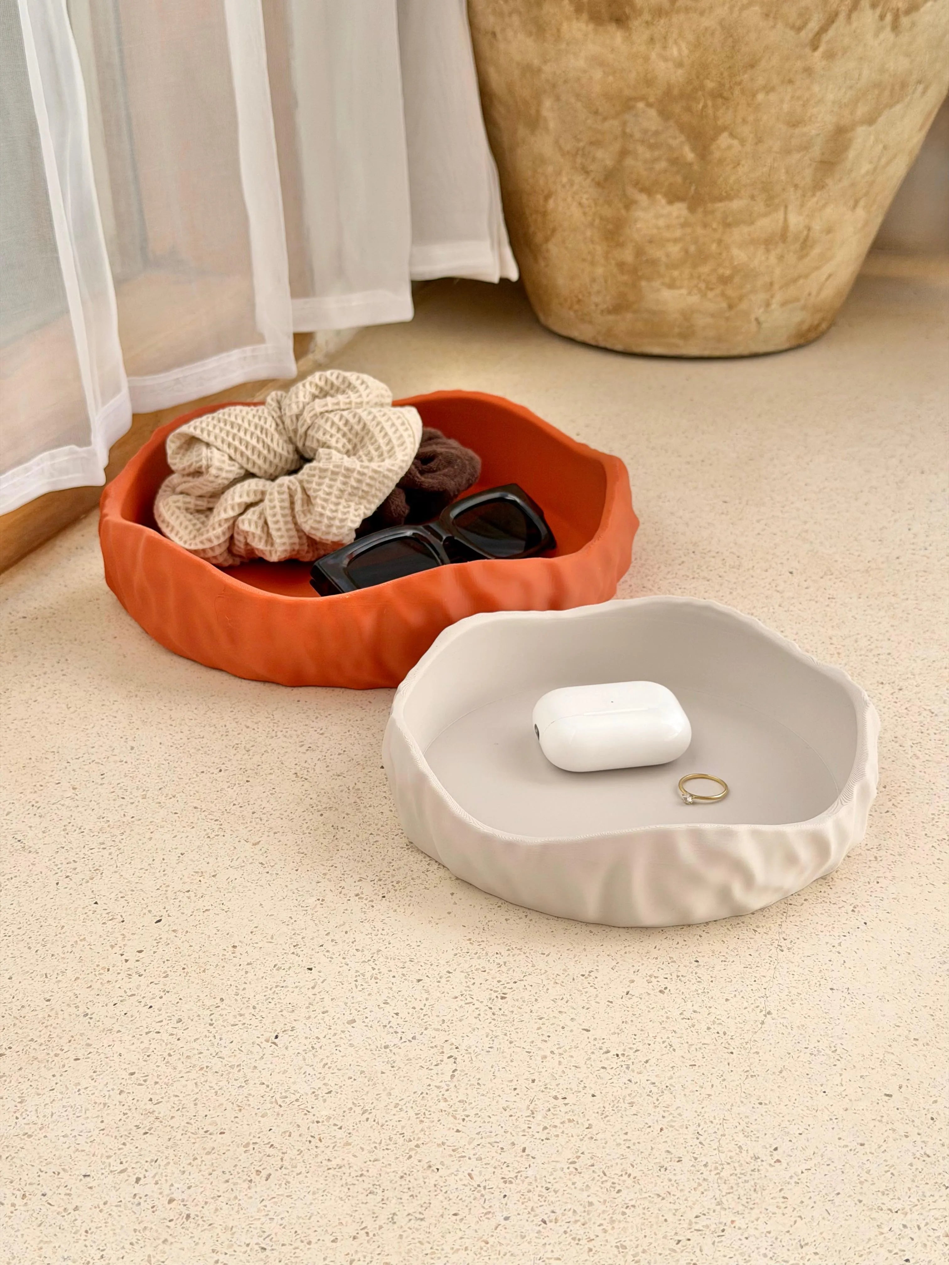 MIRAE organic catch-all tray