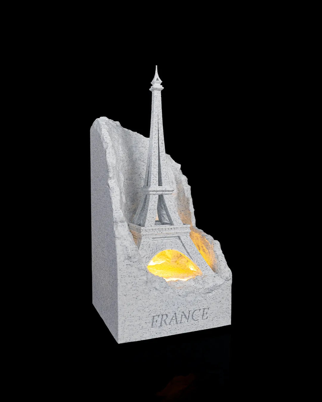 Wereldmonument met verlichting